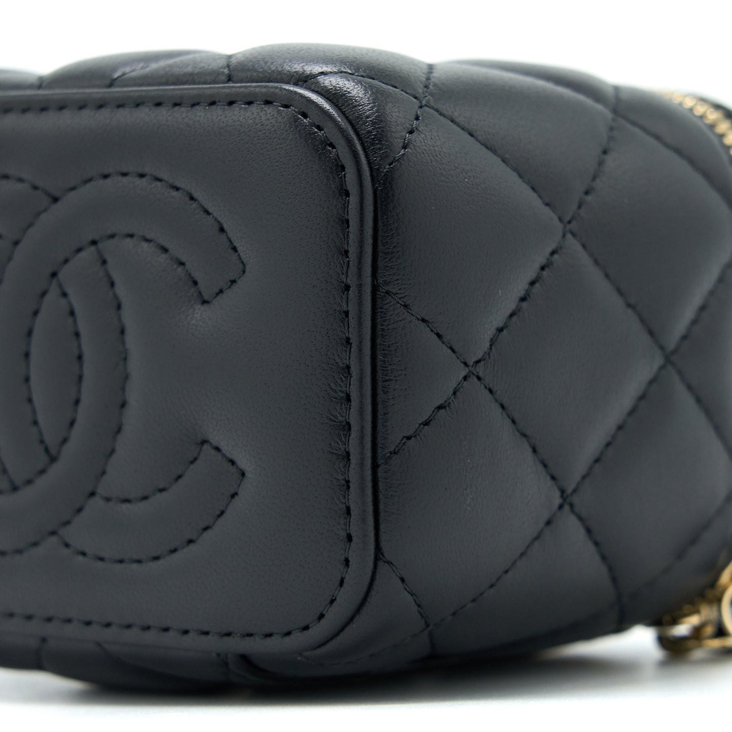 Chanel Pearl Crush Mini Vanity with Chain Lambskin Black  (Microchip)