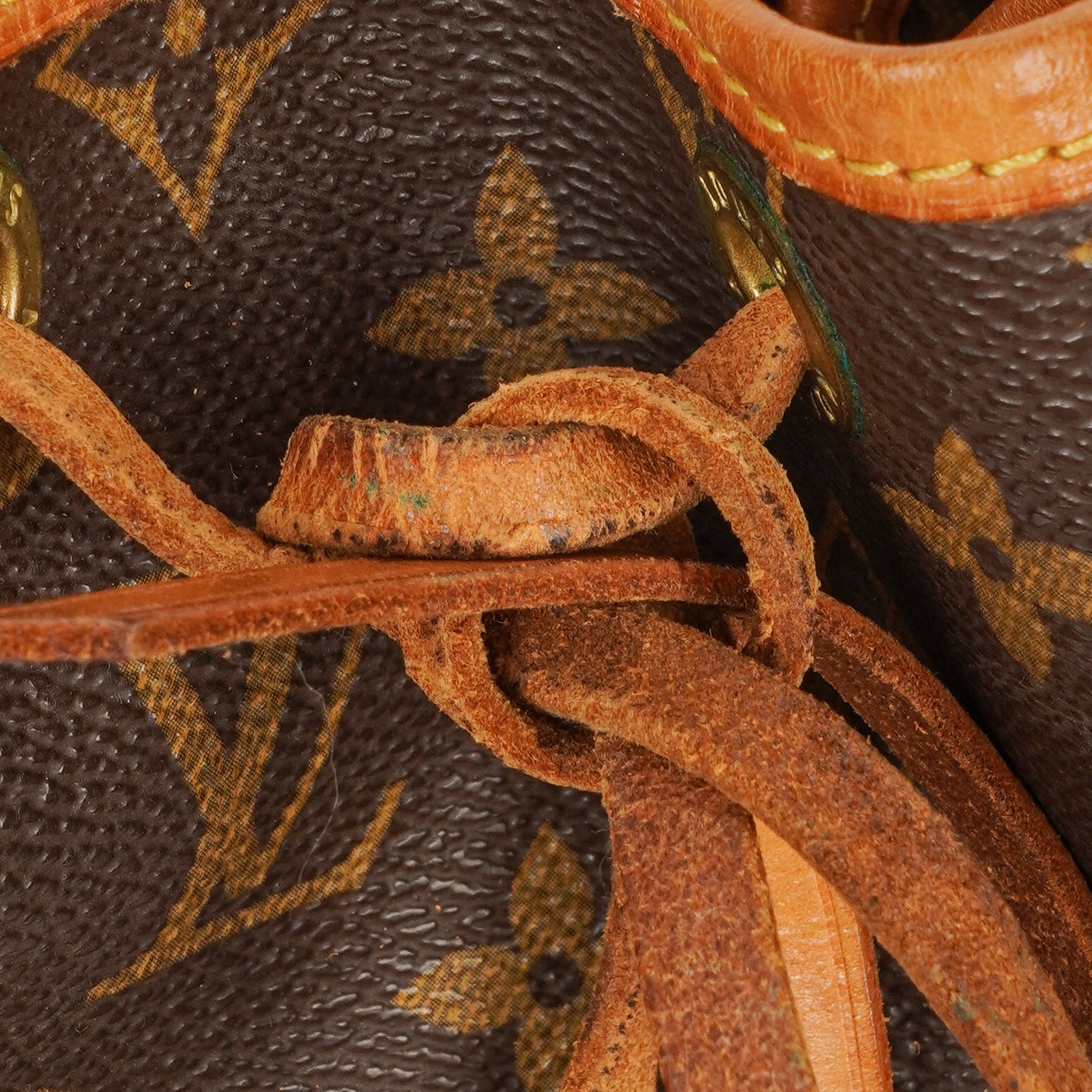 Louis Vuitton Noe Grande GM Monogram Canvas Shoulder Bag