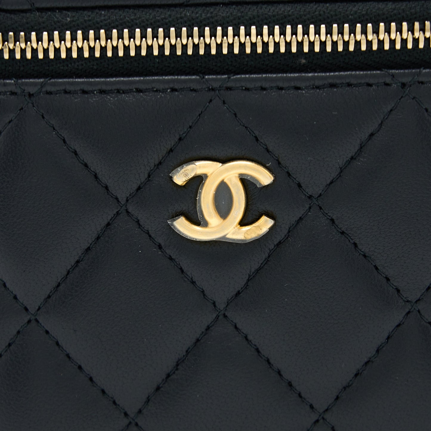 Chanel Pearl Crush Mini Vanity with Chain Lambskin Black  (Microchip)