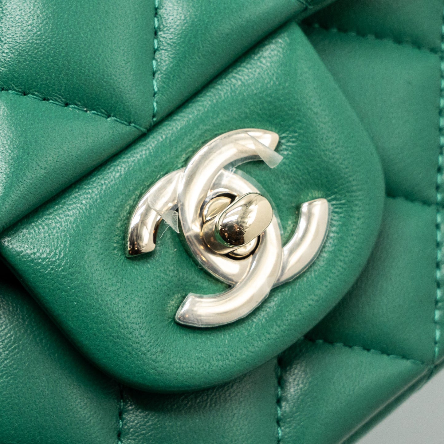 Chanel Top Handle Mini Flap Bag with Chain Lambskin Green L (Microchip)