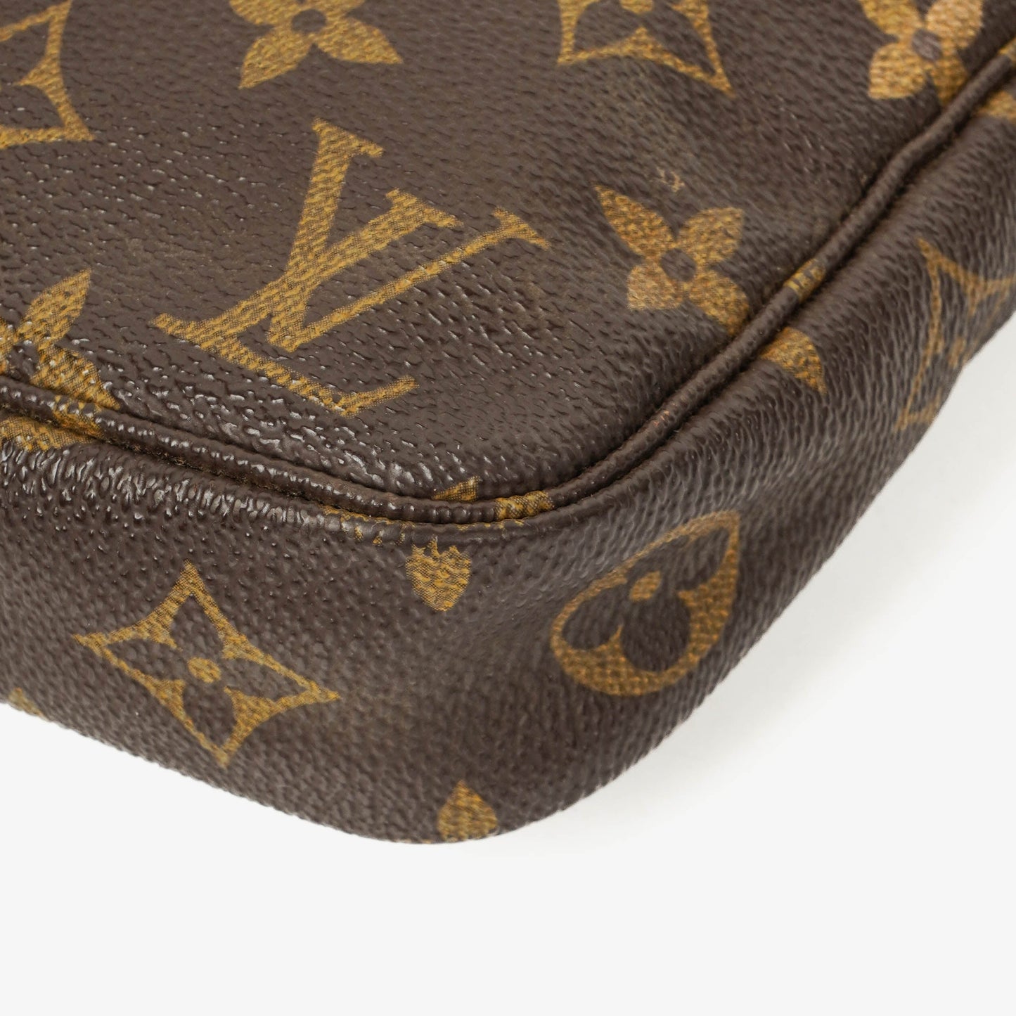 Louis Vuitton Pochette Accessoires Monogram Canvas Clutch Hand