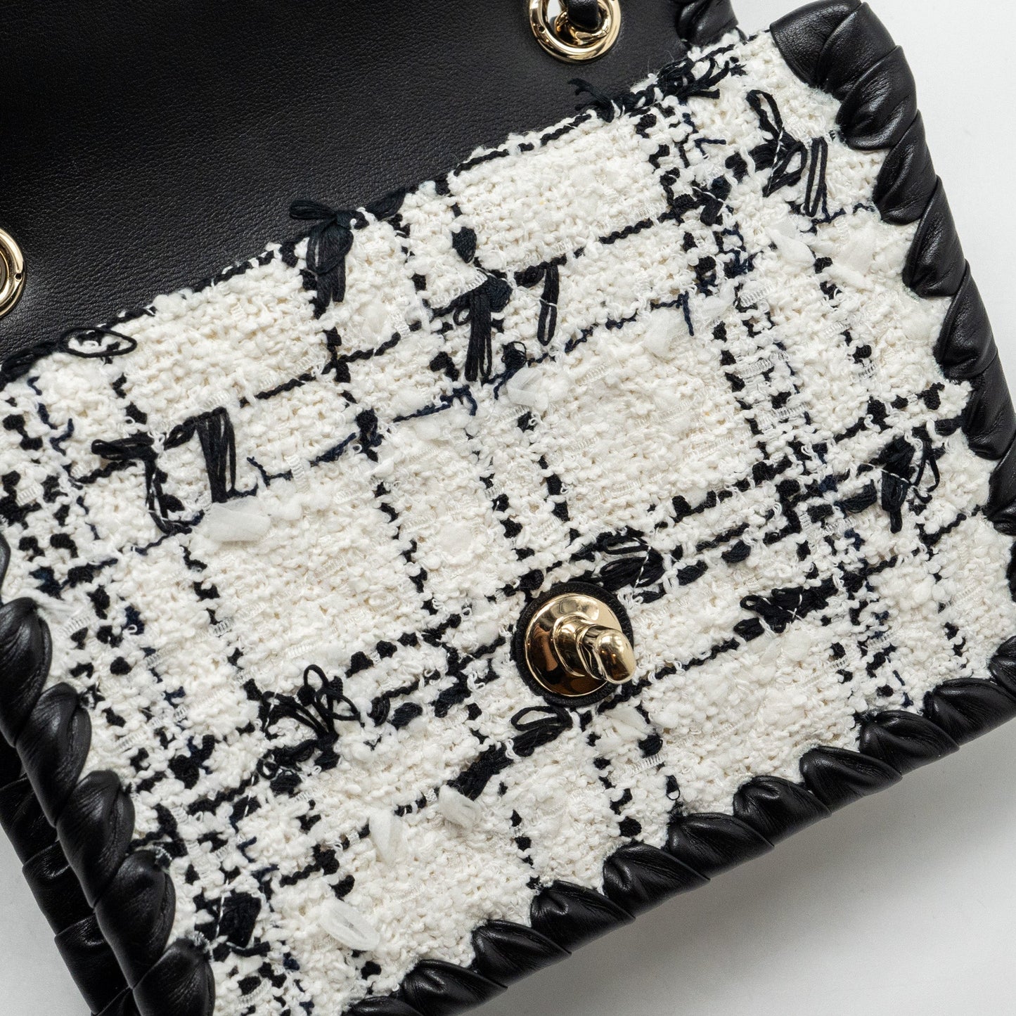 CHANEL Seasonal Mini Square Flap Bag Tweed White/Black L (Microchip)