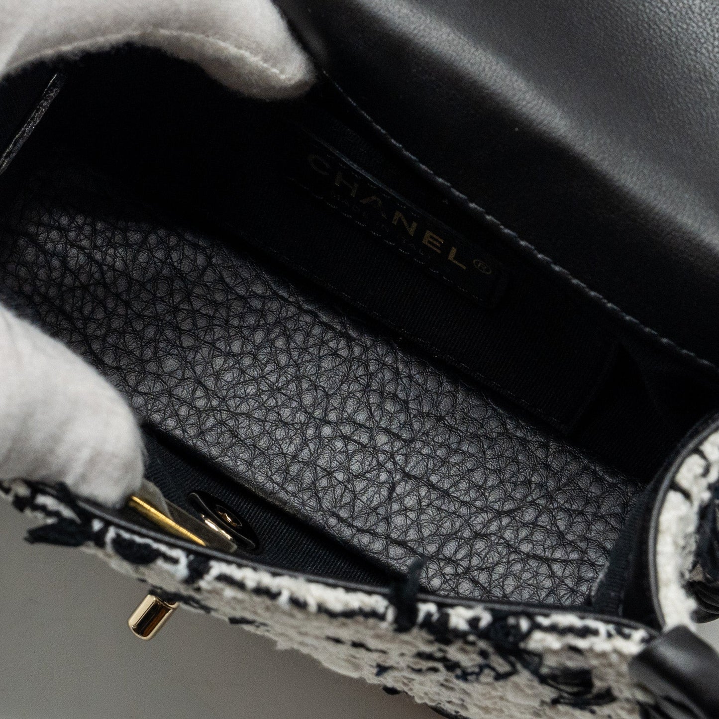 CHANEL Seasonal Mini Square Flap Bag Tweed White/Black L (Microchip)