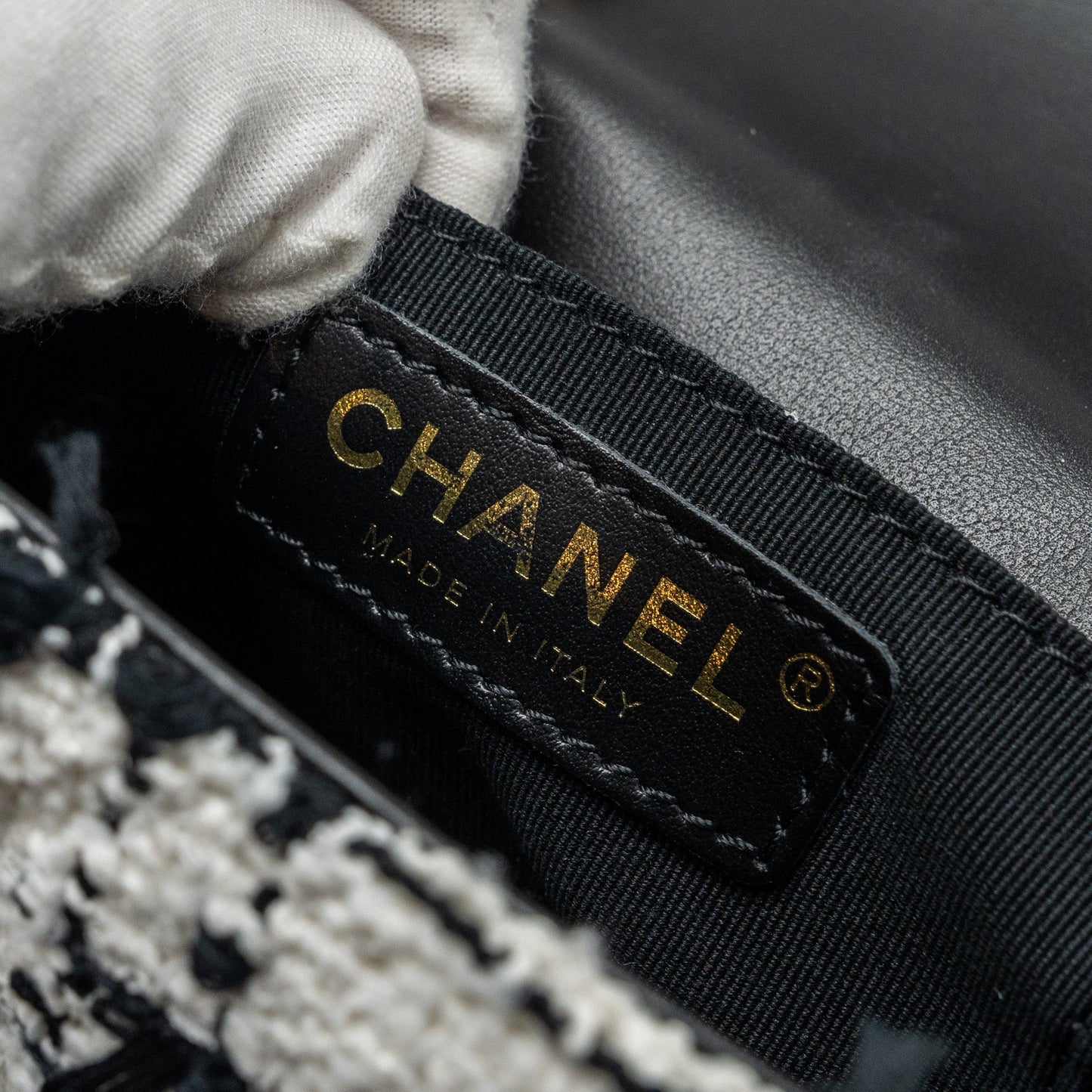 CHANEL Seasonal Mini Square Flap Bag Tweed White/Black L (Microchip)