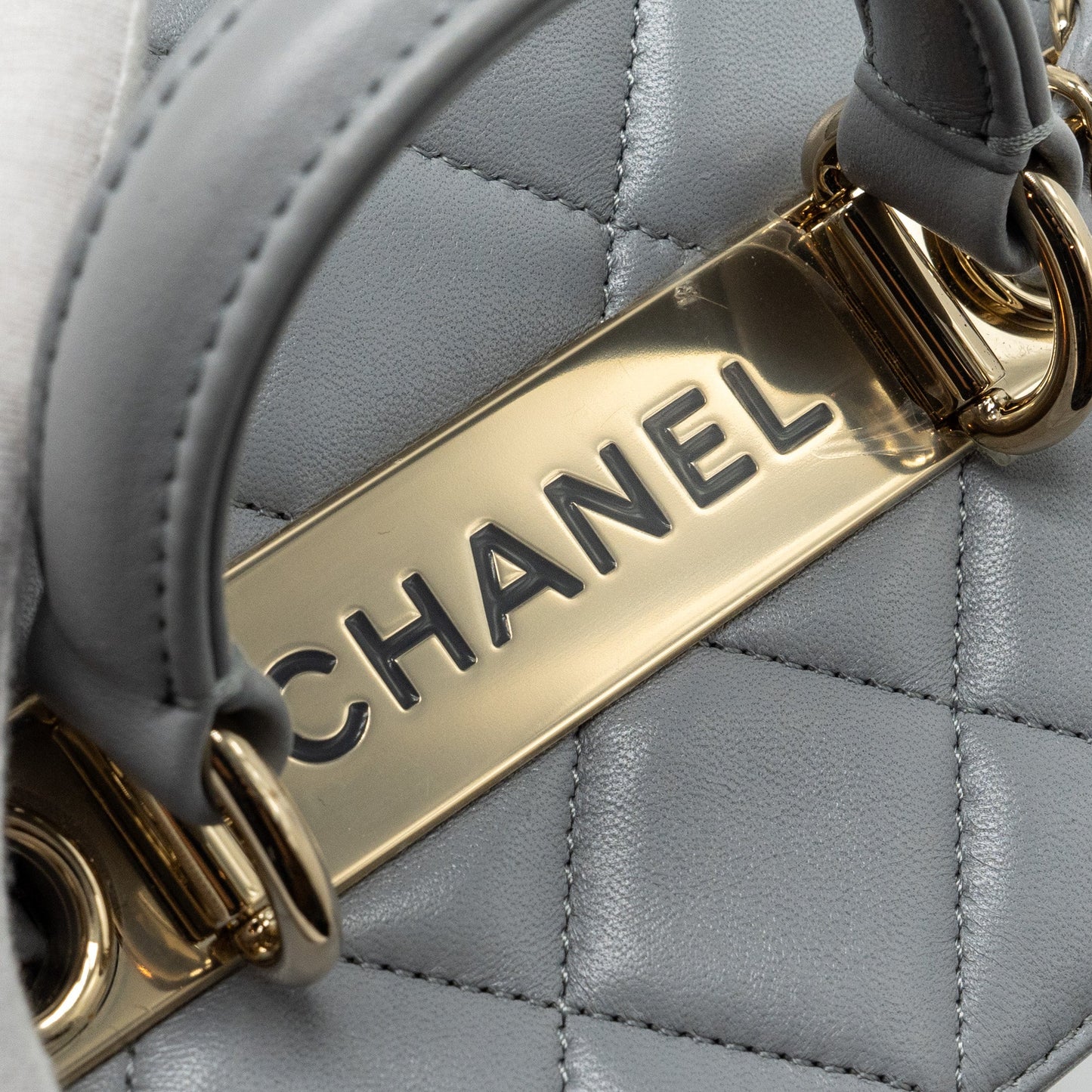 CHANEL Trendy CC Top Handle Vanity With Chain Lambskin Grey L