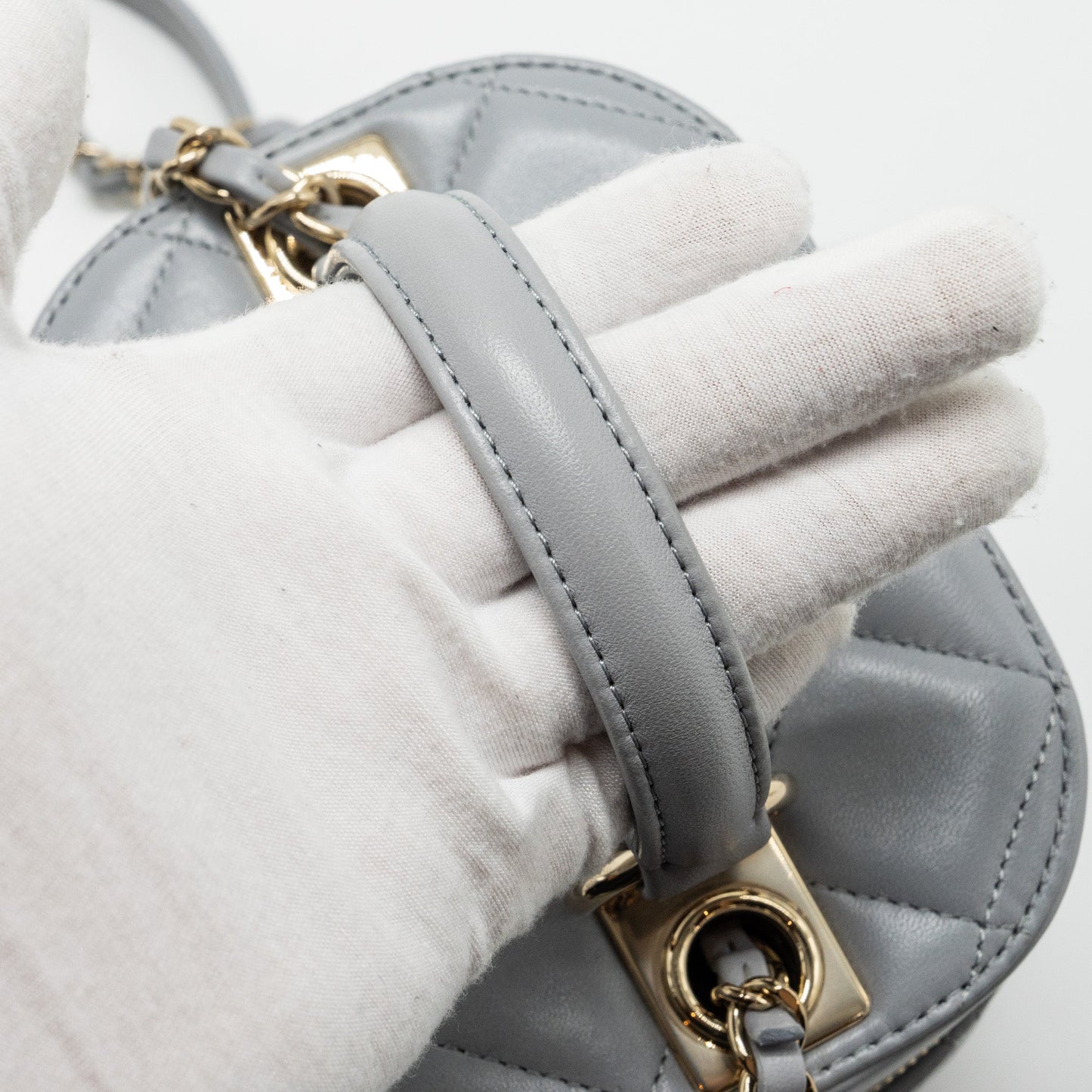 CHANEL Trendy CC Top Handle Vanity With Chain Lambskin Grey L