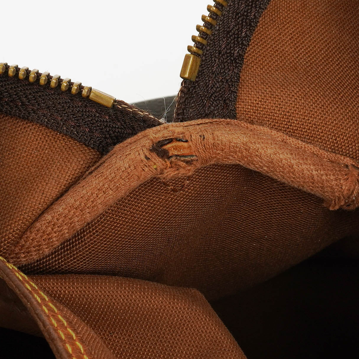 Louis Vuitton  30 Monogram Canvas Handbag