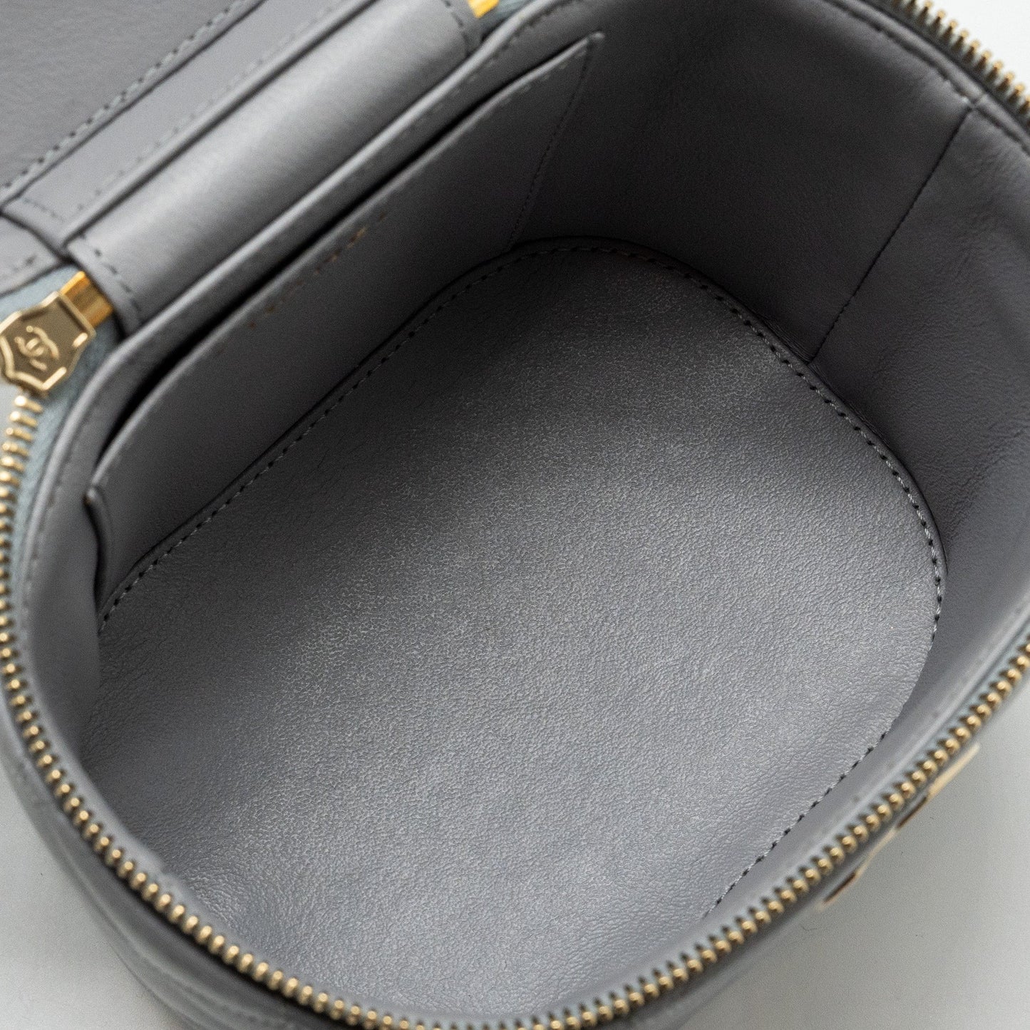 CHANEL Trendy CC Top Handle Vanity With Chain Lambskin Grey L