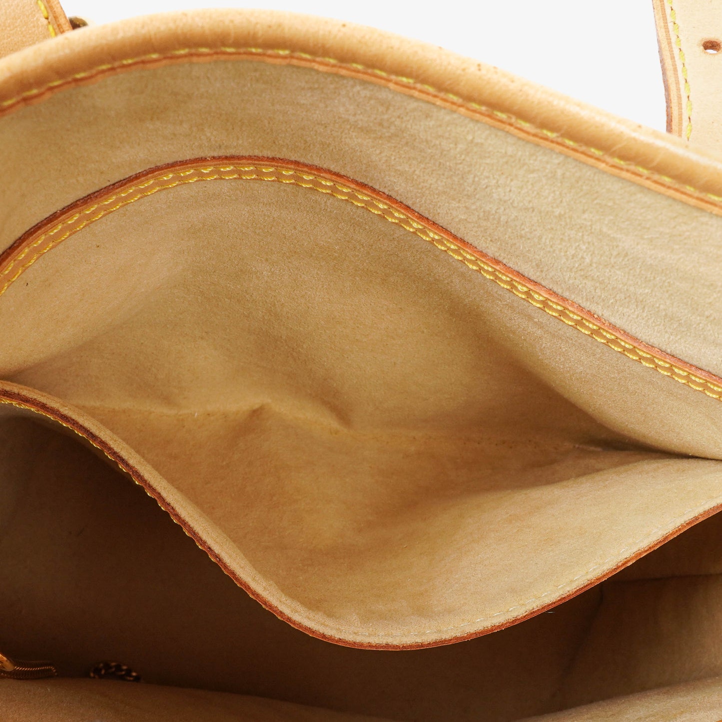 Louis Vuitton Neutral Vachetta Petit Bucket