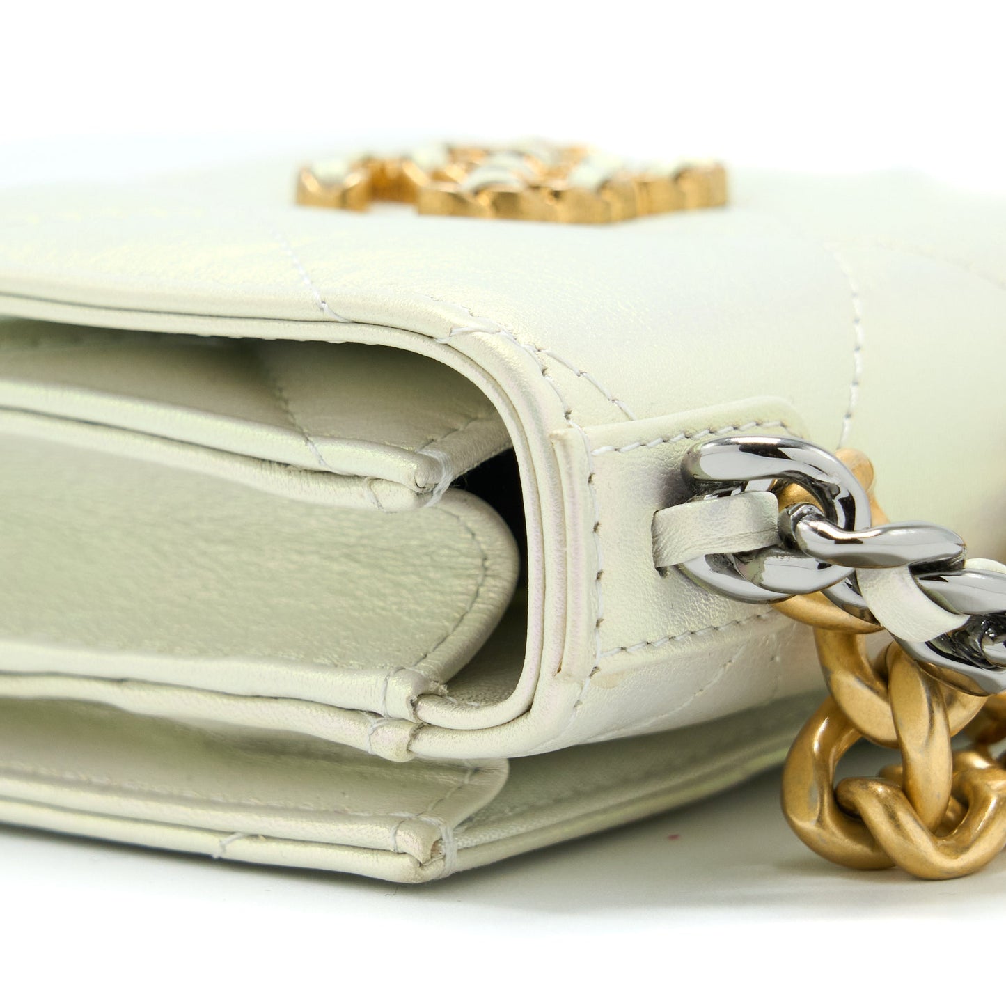 Chanel 19 Phone Pouch With Chain Iridescent White
