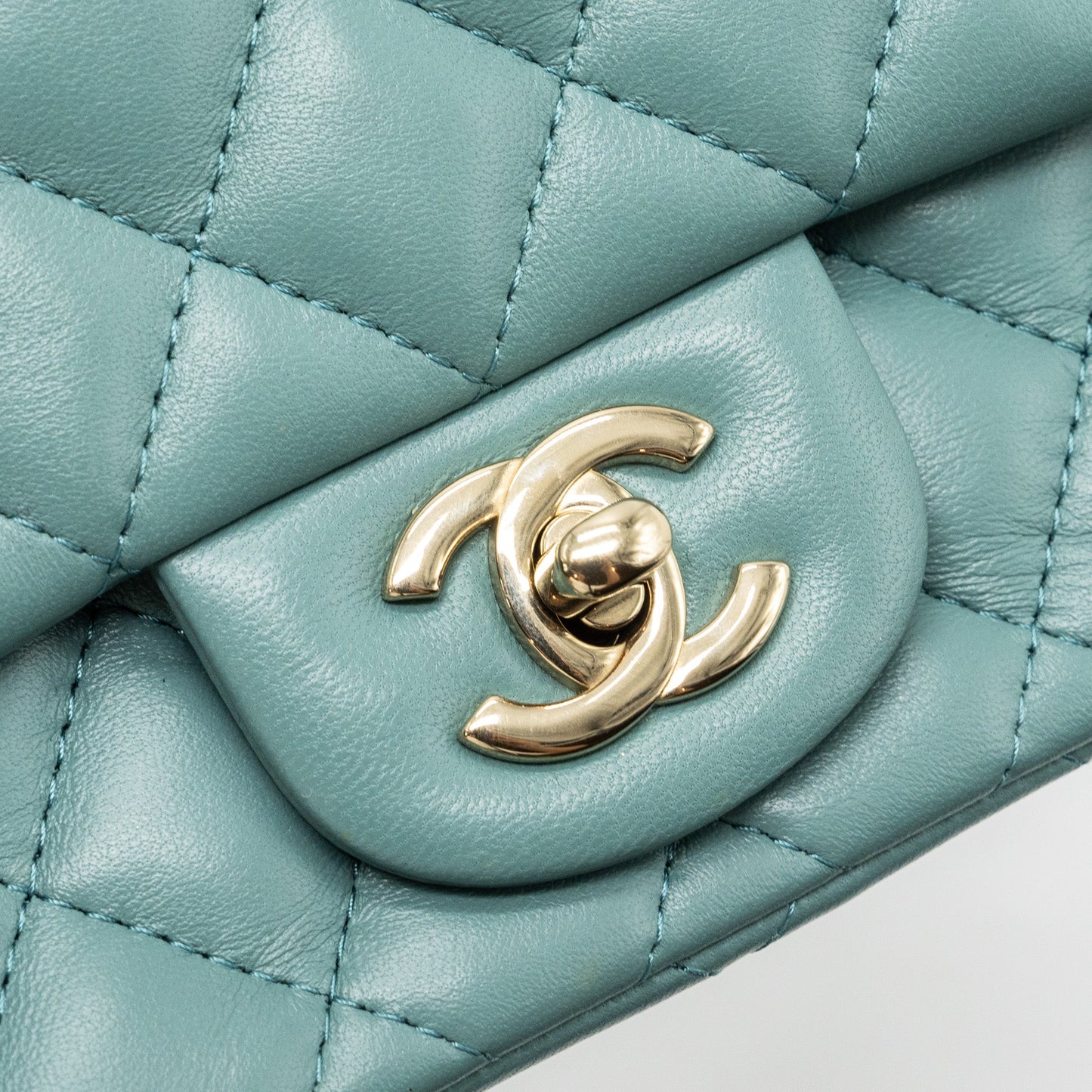 Chanel classic mini square flap bag lambskin green L (microchip)