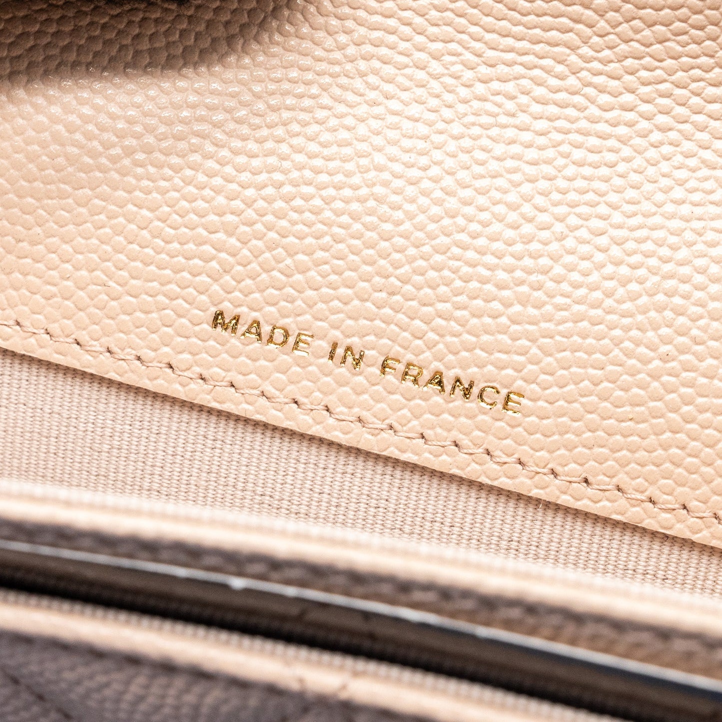 Chanel classic flap card holder caviar light beige L