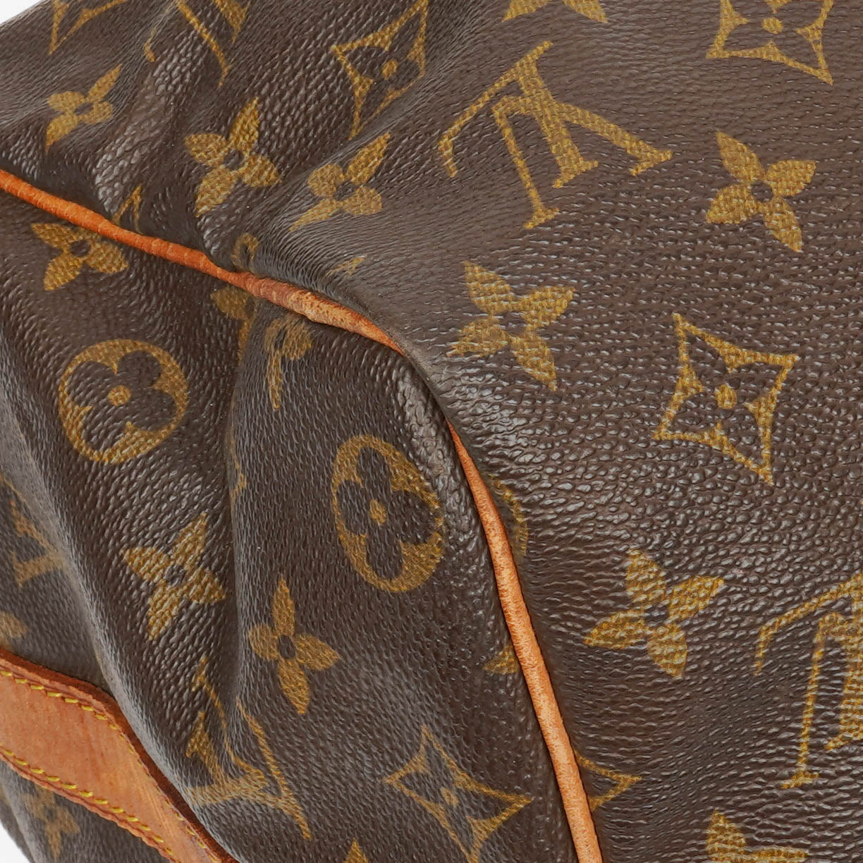 Louis Vuitton Keepall 45 Bandoulière Travel Bag in Monogram Canvas