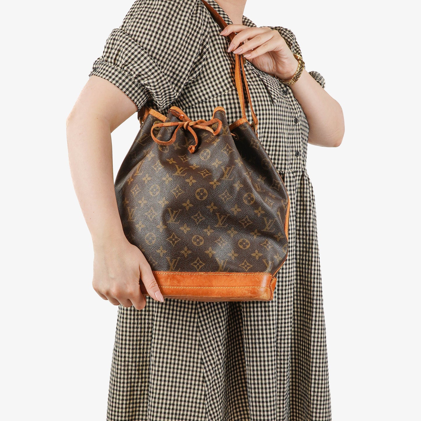 Louis Vuitton Noe Grande GM Monogram Canvas Shoulder Bag