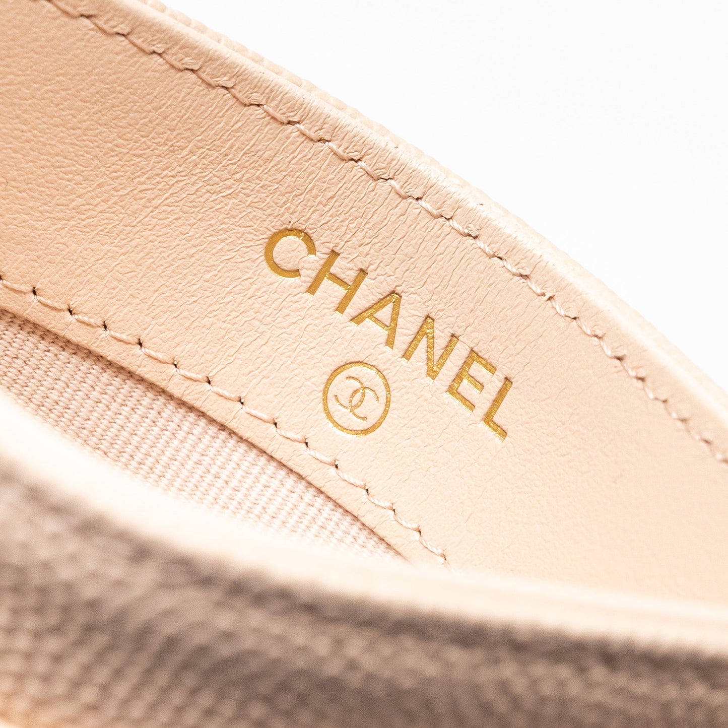 Chanel classic card holder caviar light beige L