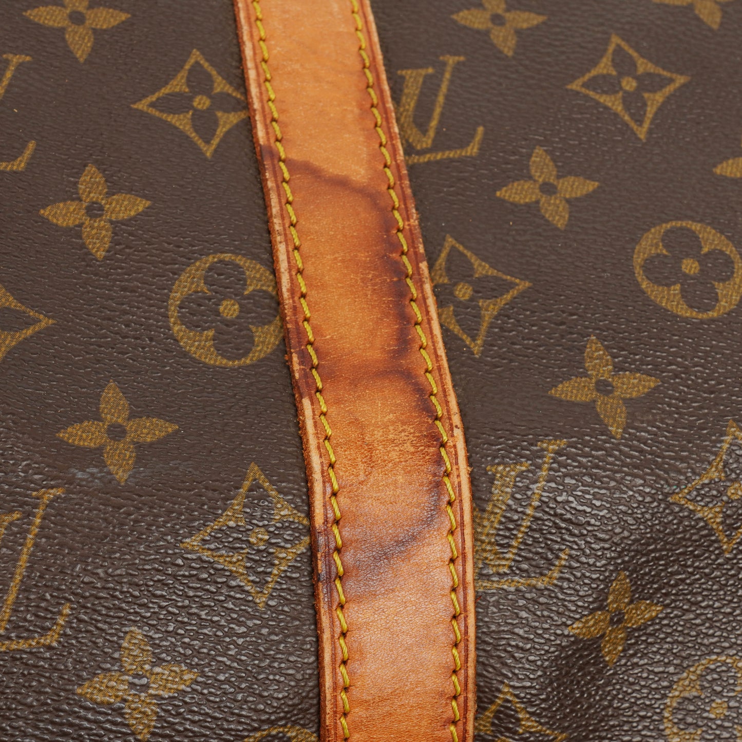 Louis Vuitton Keepall 45 Bandoulière Travel Bag in Monogram Canvas