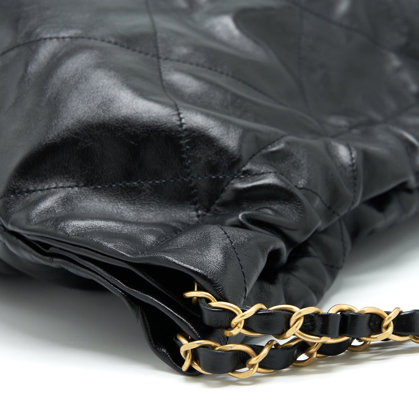 Chanel 22 Bag Shiny Calfskin Black