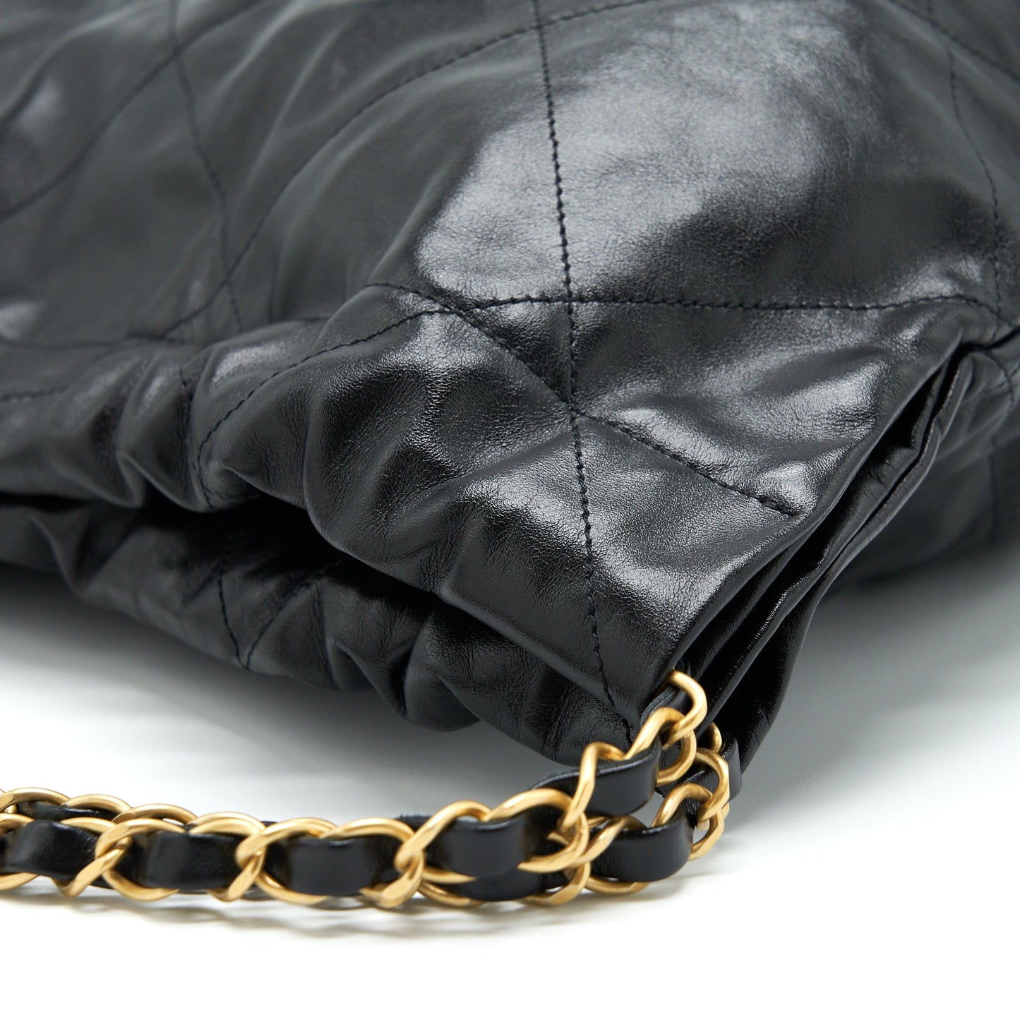 Chanel 22 Bag Shiny Calfskin Black
