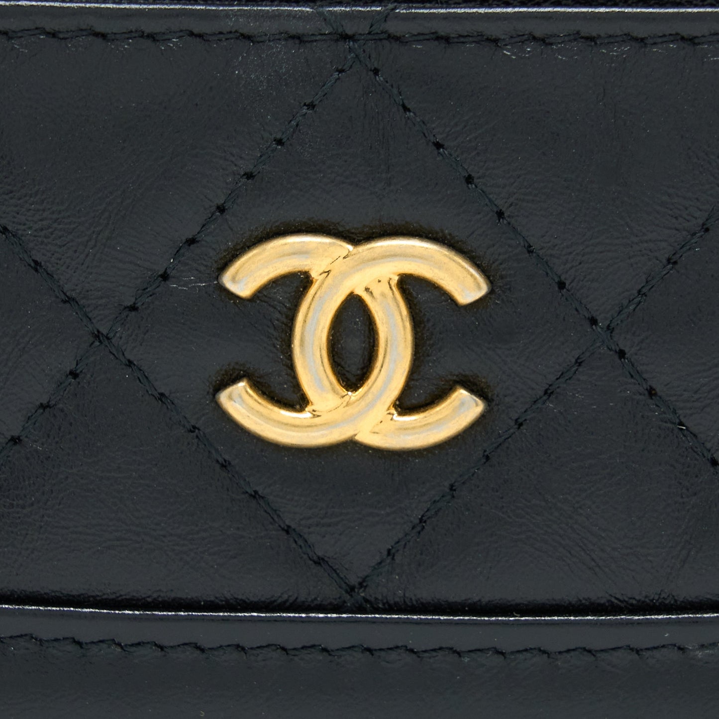 Chanel Gabrielle Card Holder Aged Calfskin Black