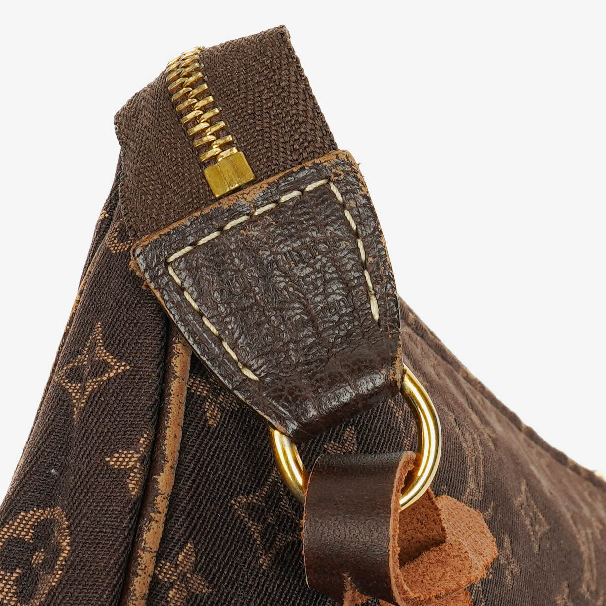 Louis Vuitton Pochette Accessoires Monogram Canvas Clutch Handbag