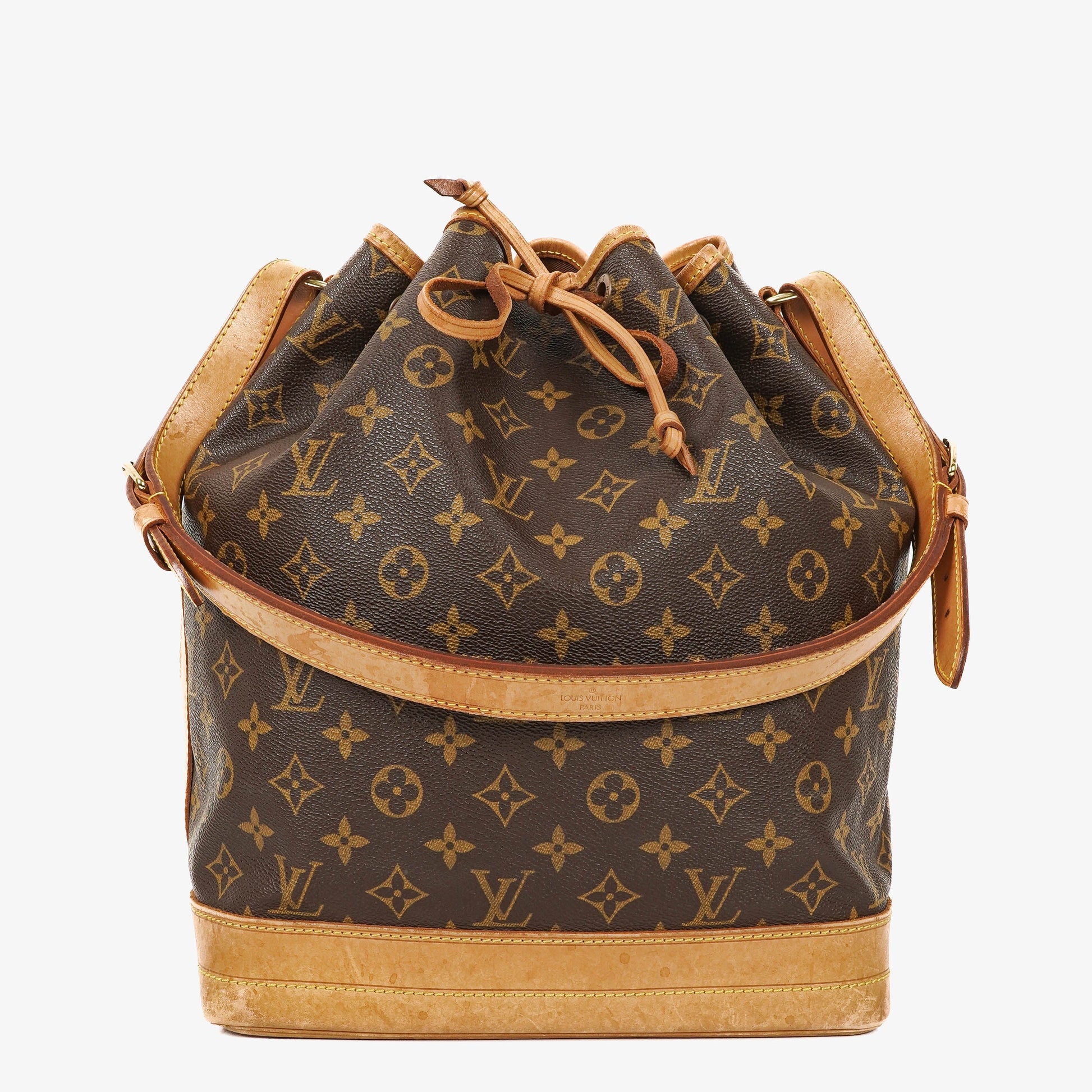 Louis Vuitton Noe Grande GM Monogram Canvas Shoulder Bag