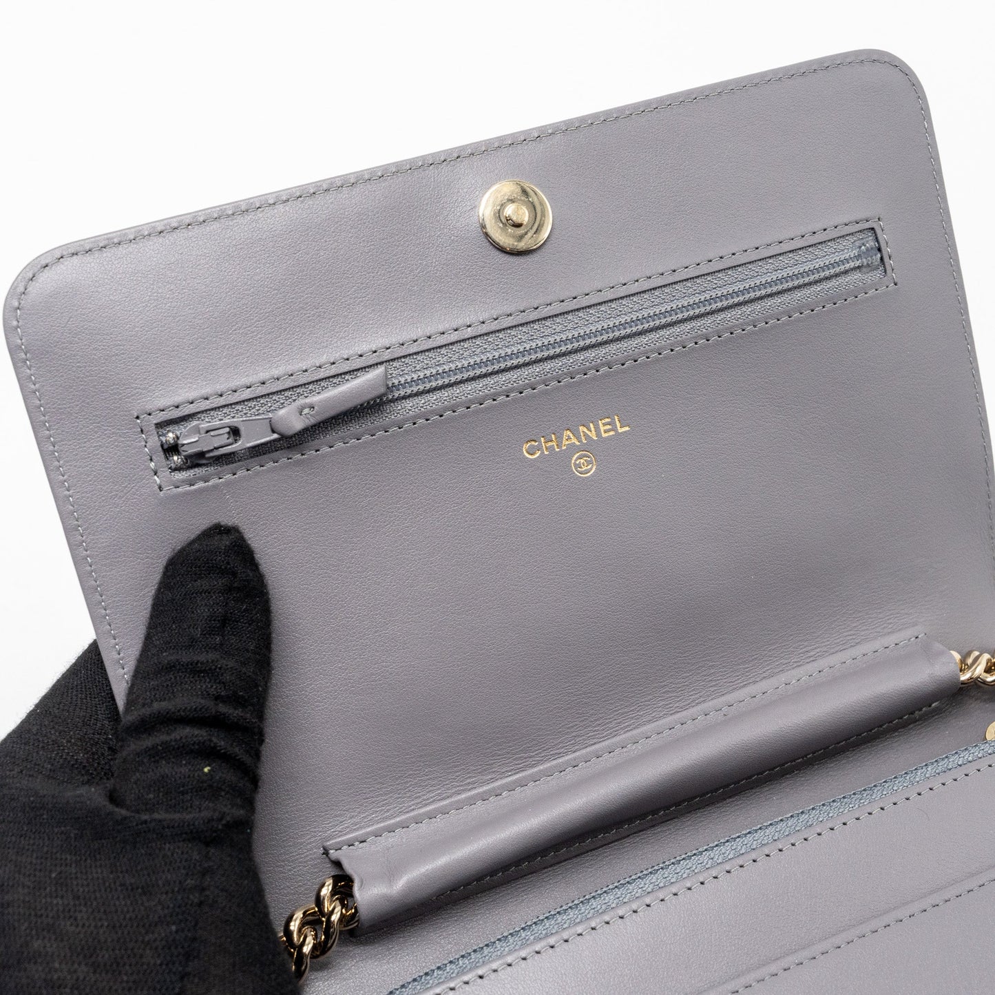Chanel Boy Wallet on Chain caviar grey L