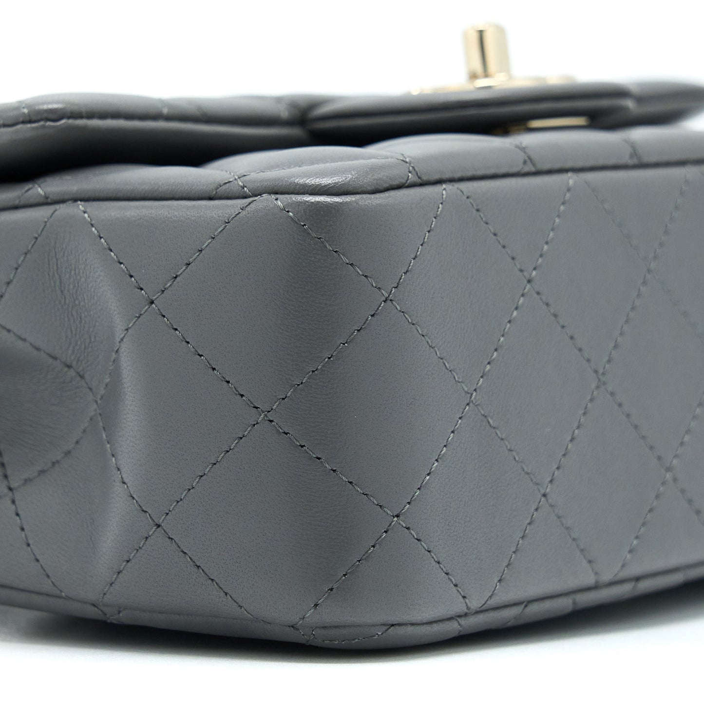 Chanel 22A Top Handle Mini Rectangular Flap Bag Lambskin Grey L(Microchip)