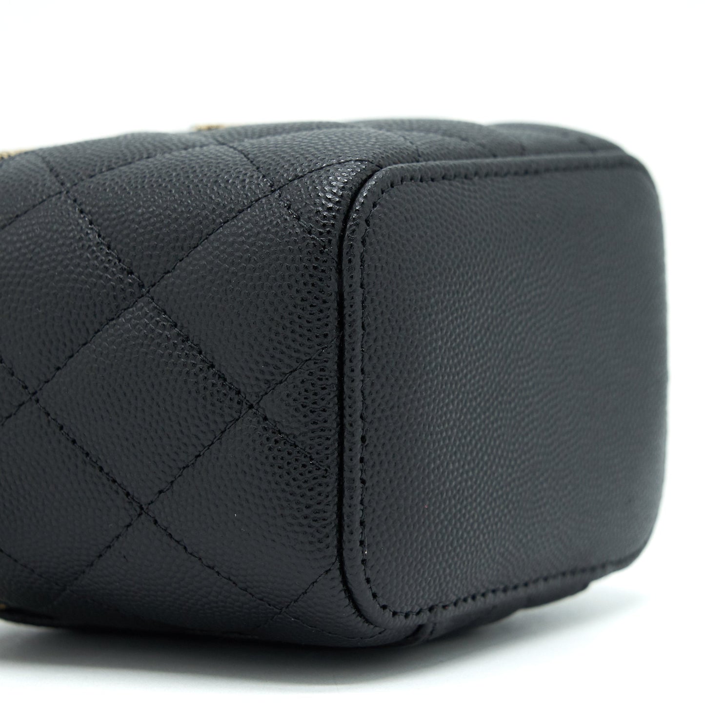 Chanel Mini Vanity Caviar In Black L