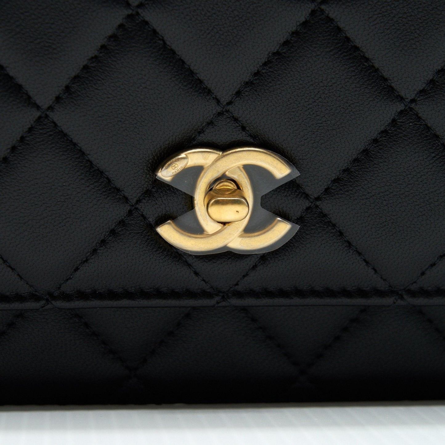 Chanel 22C Pearl Crush Wallet On Chain Black