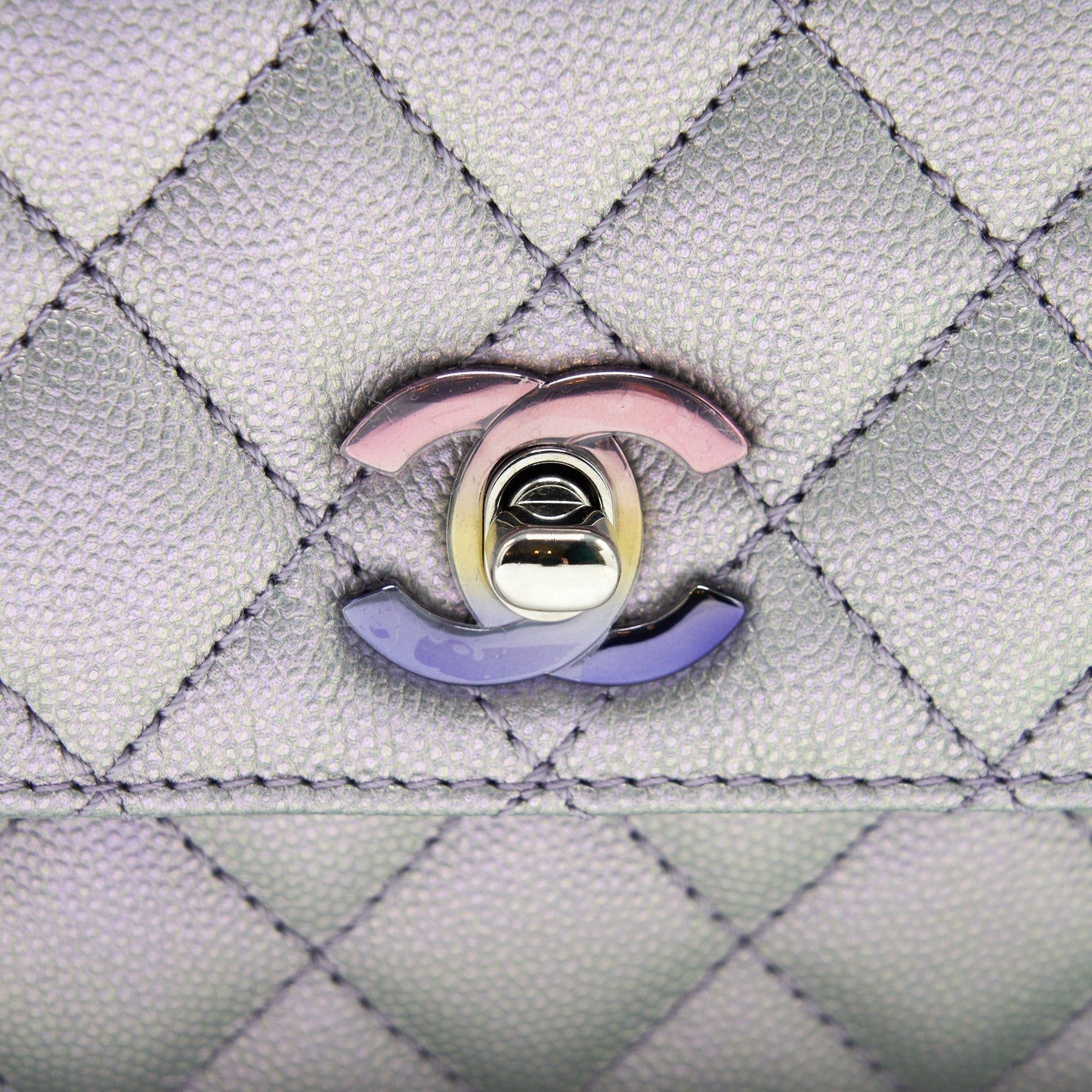 Chanel 21K Small Coco Handle 24cm Caviar Iridescent Lilac Rainbow Hardware