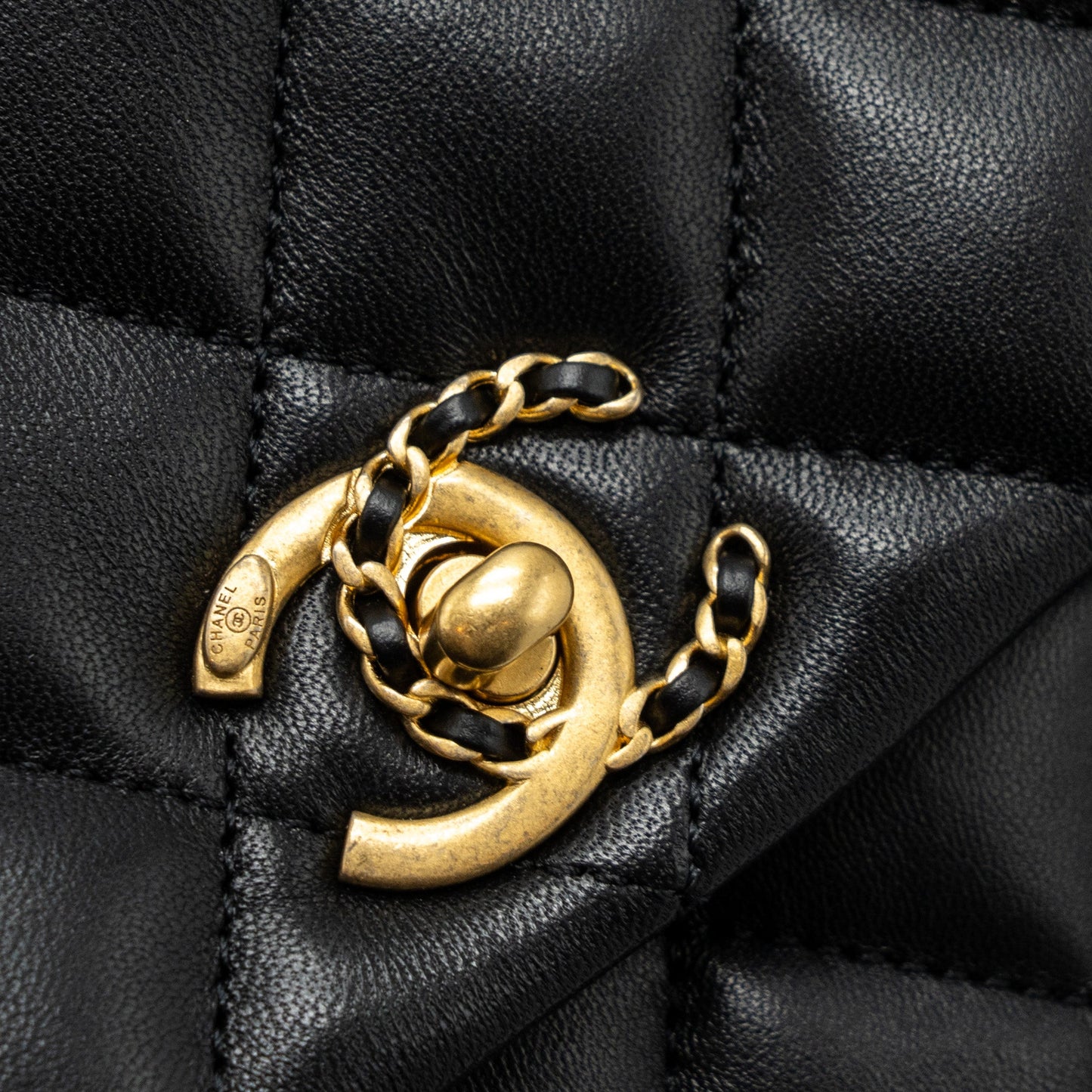 Chanel 22a Button On Chain Flap Shoulder Bag Lambskin Black Brushed (Microchip)