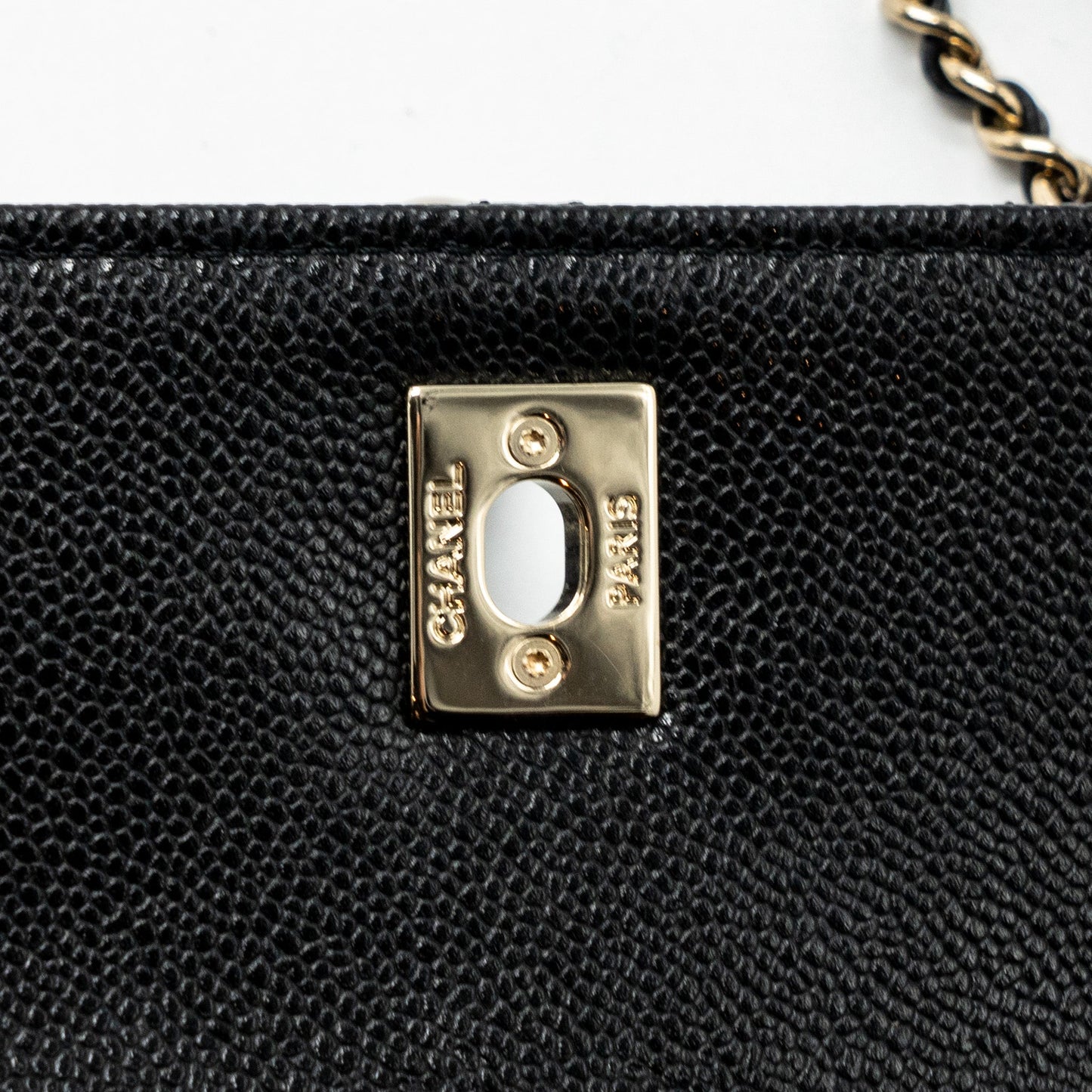 Chanel small business affinity caviar black L (microchip)