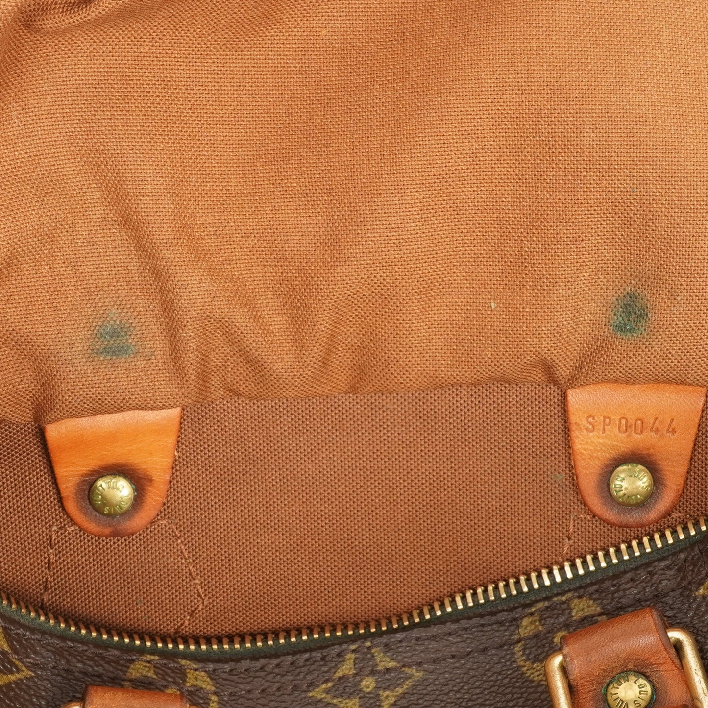 Louis Vuitton  25 Monogram Canvas Bag