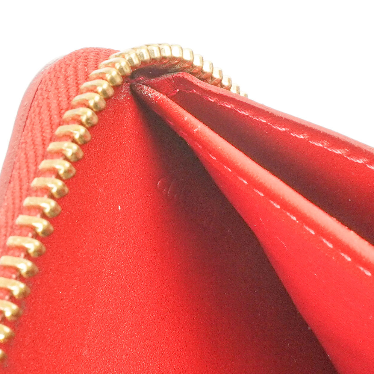 Louis Vuitton Pomme D'Amour Vernis Zippy Wallet, 2012