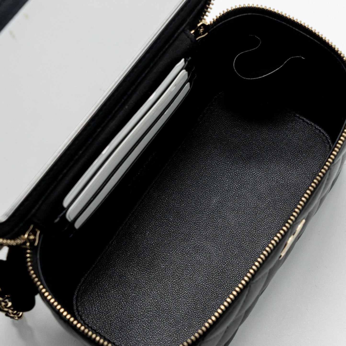 Chanel top handle long vanity with chain lambskin black L (microchip)