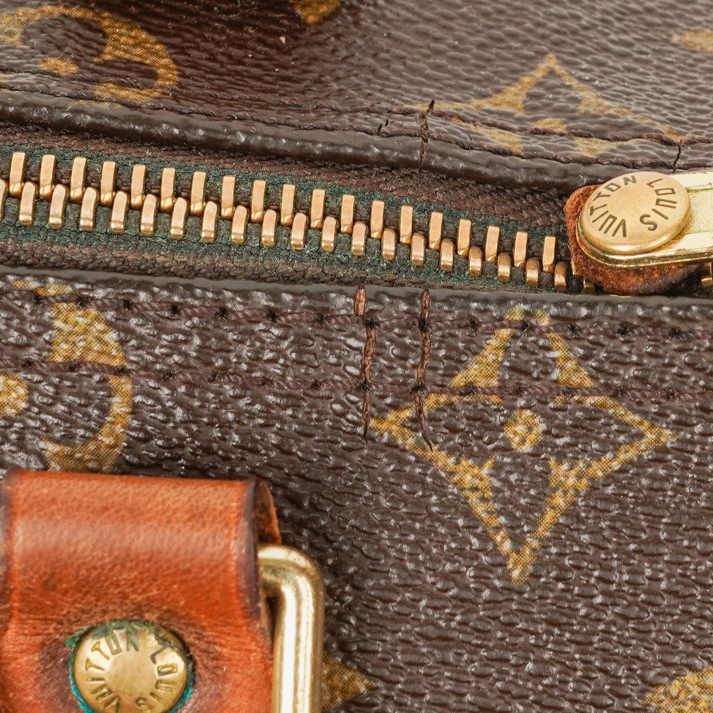 Louis Vuitton  25 Monogram Canvas Bag