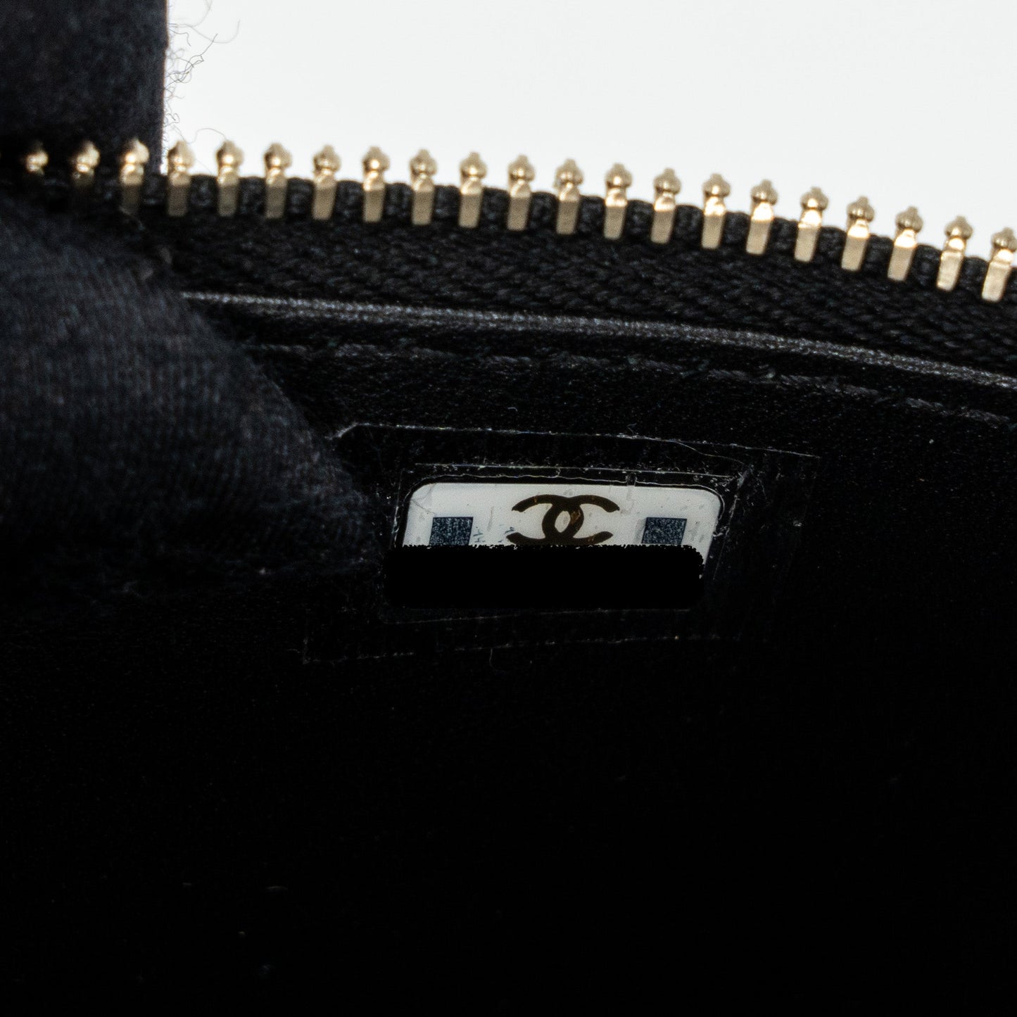 Chanel top handle long vanity with chain lambskin black L (microchip)
