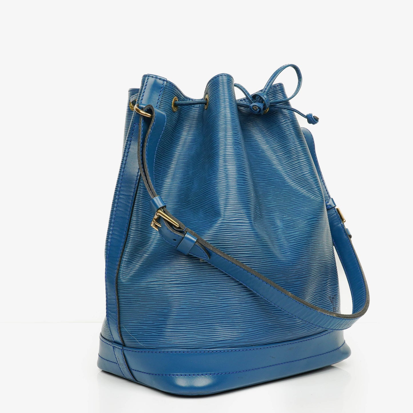 Louis Vuitton Noe Grande GM Blue Epi Leather Shoulder Bag