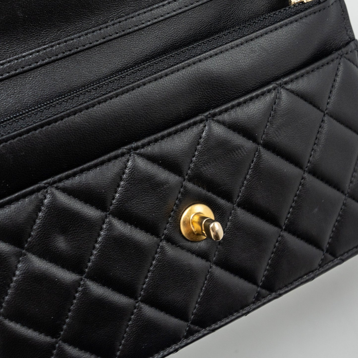 Chanel Pearl Crush Wallet On Chain Lambskin Black (Microchip)