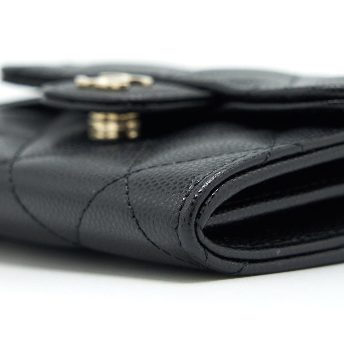 Chanel 22P Card Holder With Chains Caviar Black L
