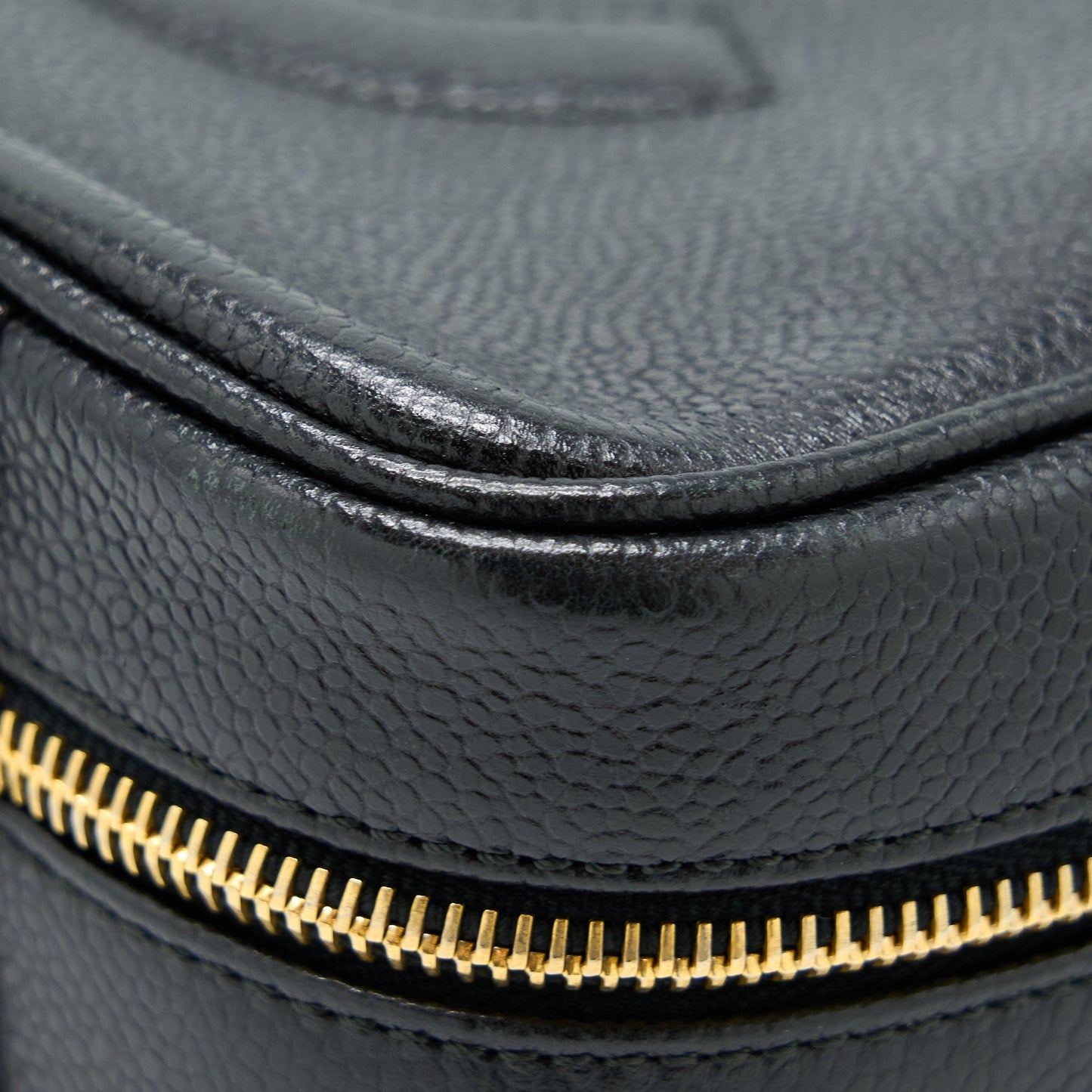 Chanel  CC Logo Vanity Caviar Black