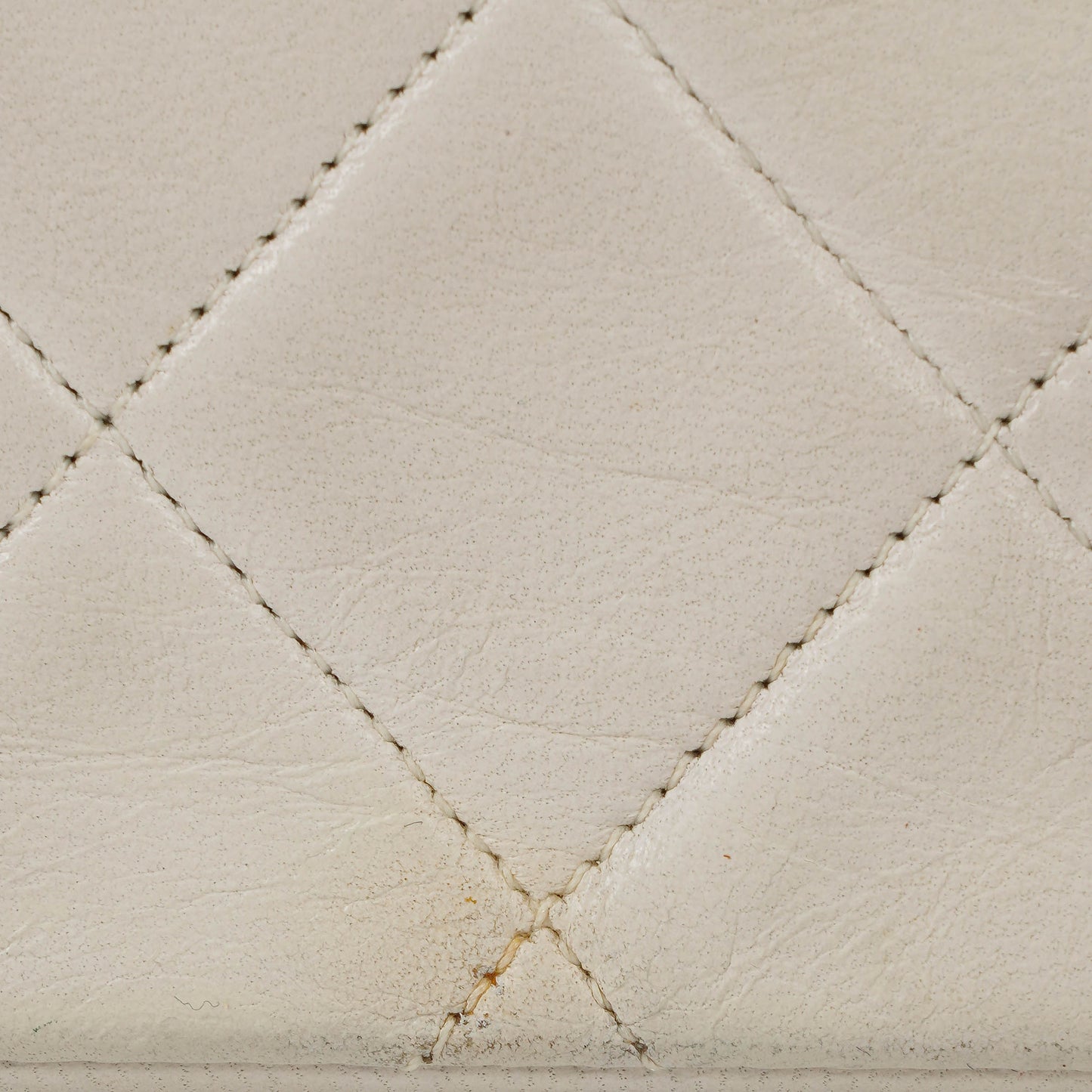 Chanel Diana White Quilted Lambskin  Small Flap Bag With 24K Gold-Plated Hardware