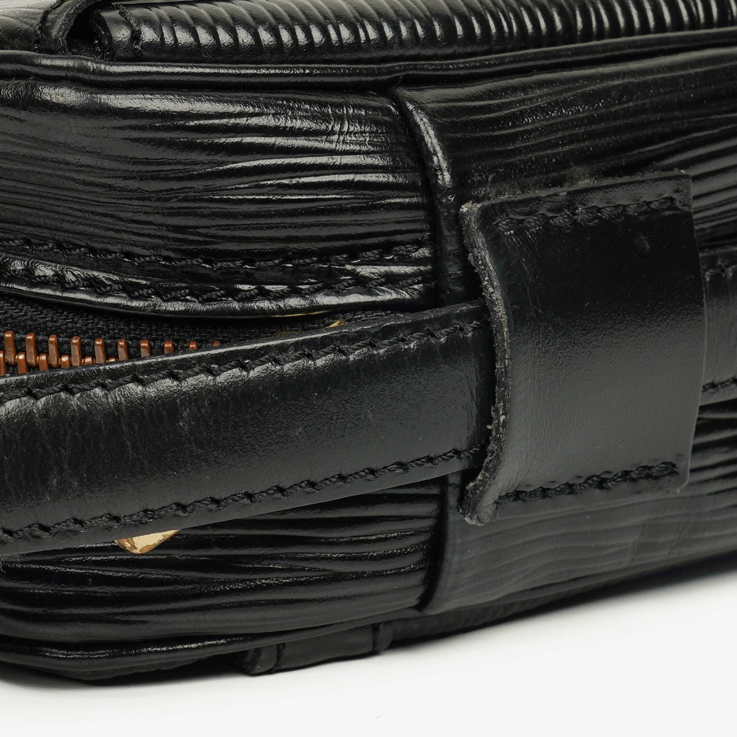 Louis Vuitton Jeune Fille MM Black Epi Leather Crossbody Bag