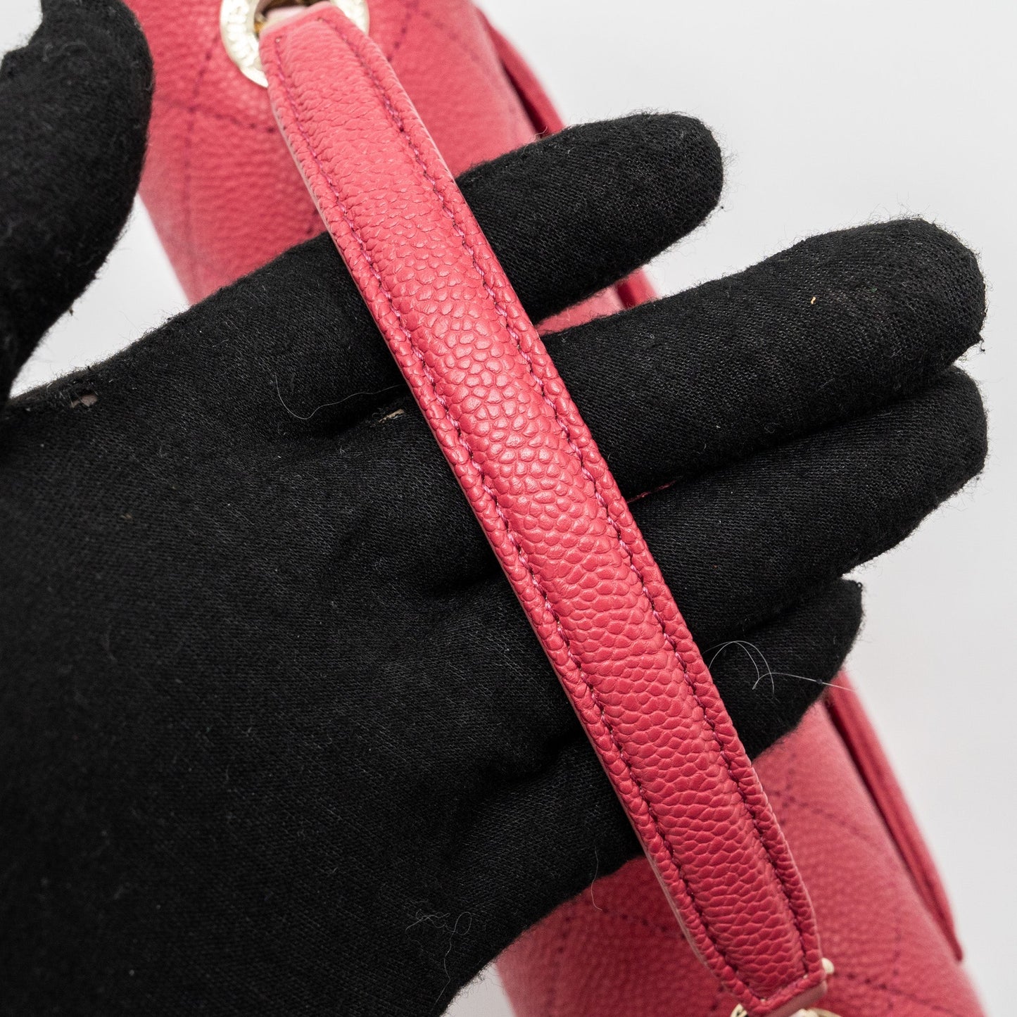 Chanel Giant CC logo Messenger Bag Grained Calfskin Pink L