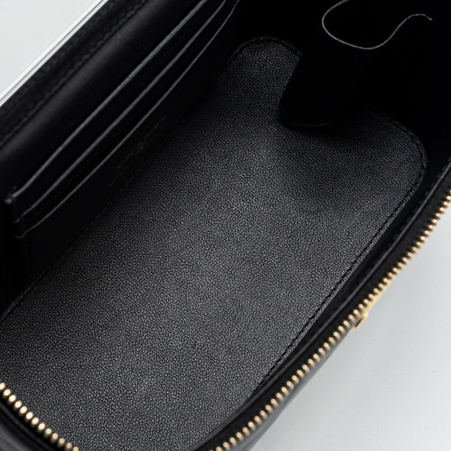 Chanel Top Handle Long Vanity Lambskin Black  (microchip)