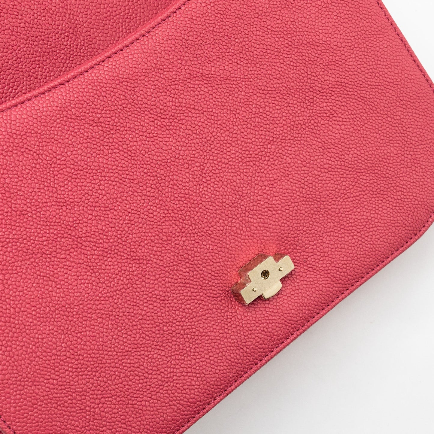 Chanel Giant CC logo Messenger Bag Grained Calfskin Pink L