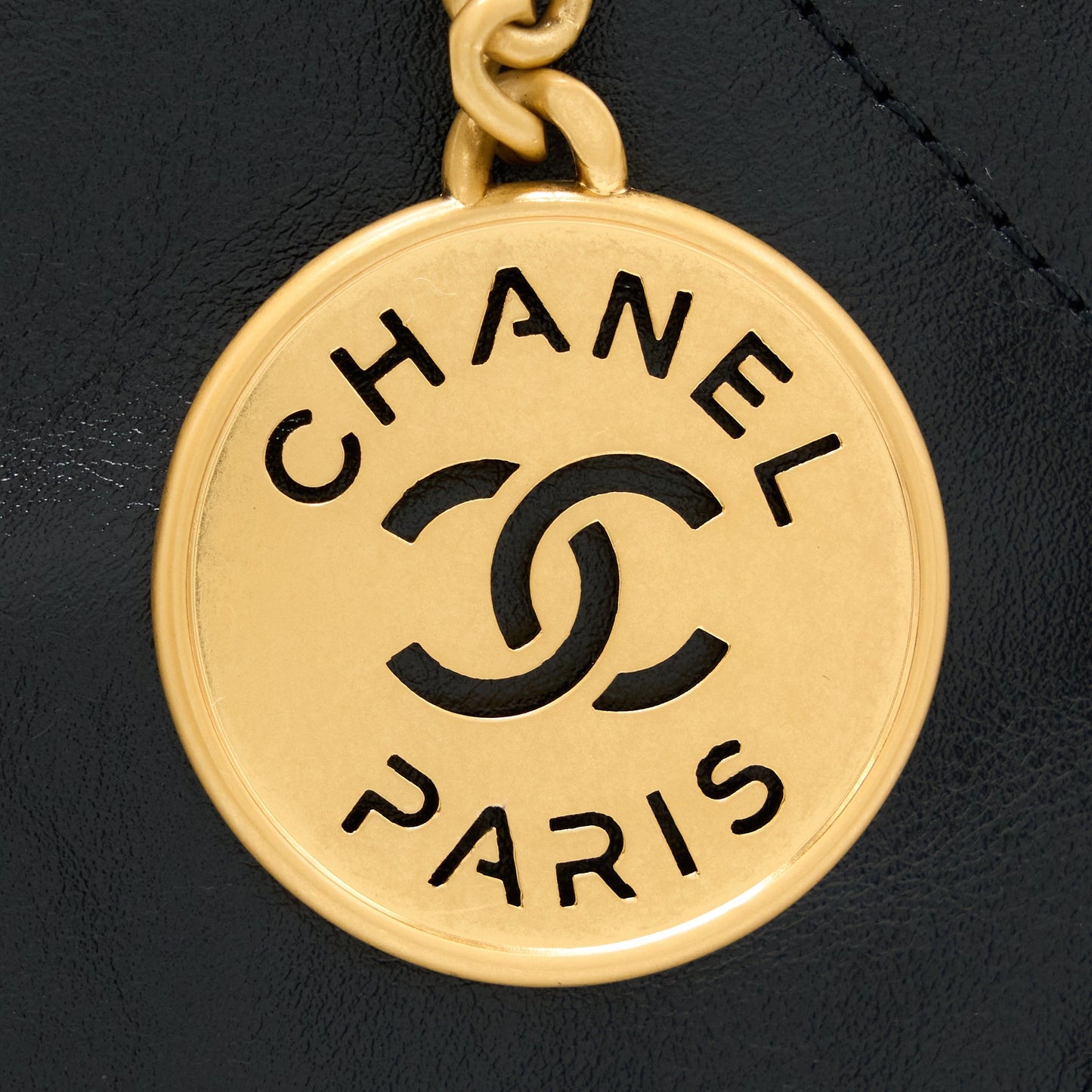Chanel 22 Bag Medium Shiny Calfskin Black In Gold Letter  (Microchip)