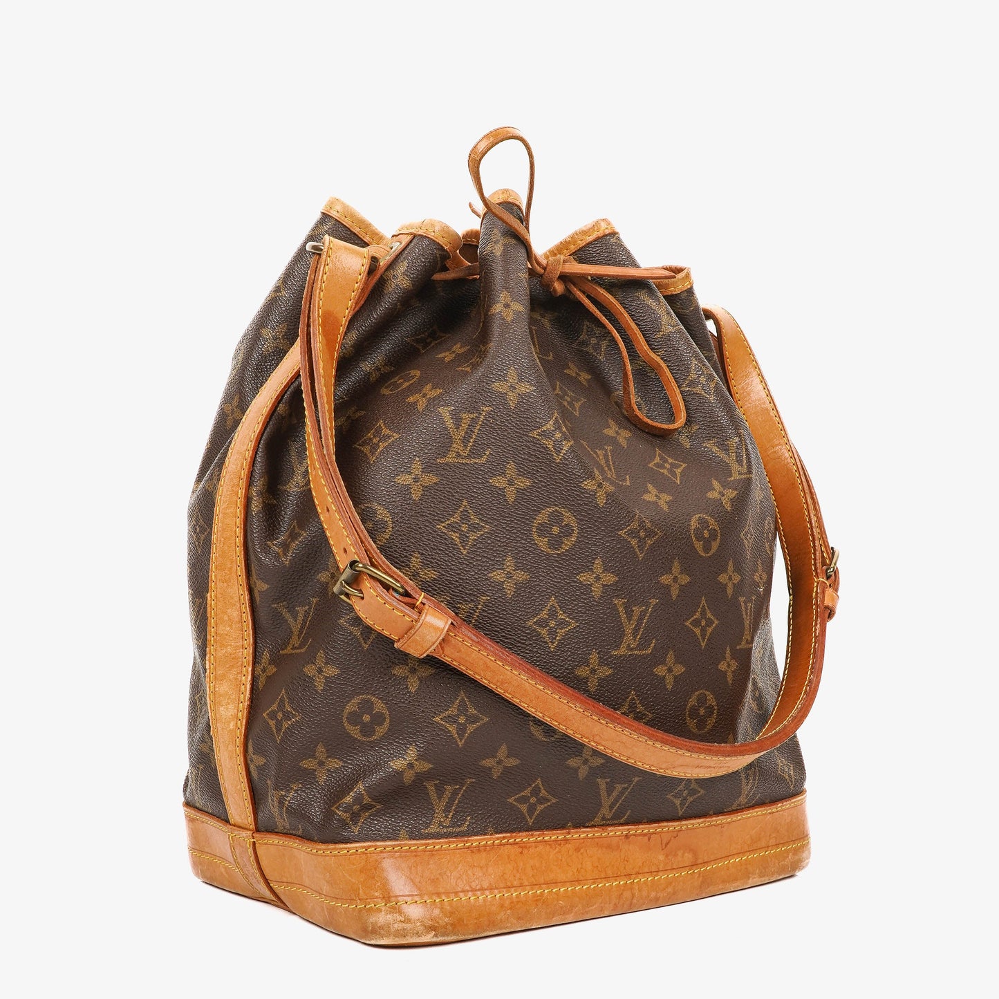 Louis Vuitton Noe Grande GM Monogram Canvas Shoulder Bag