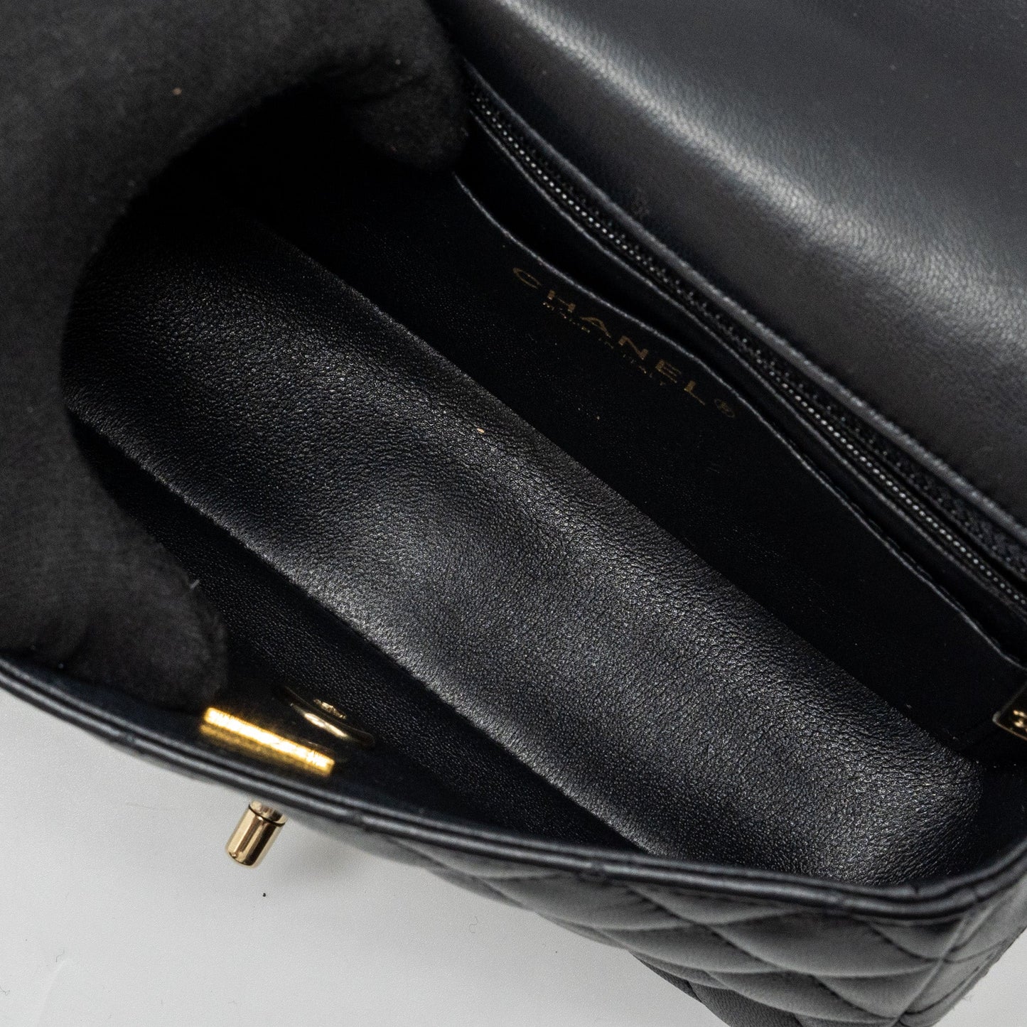 Chanel Classic Mini Rectangular Flap Bag Lambskin Black L (Microchip)