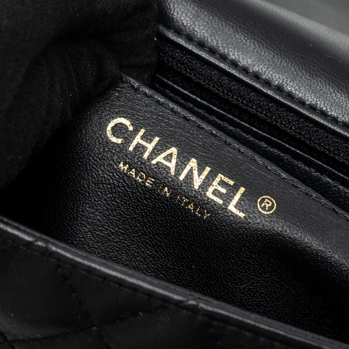 Chanel Classic Mini Rectangular Flap Bag Lambskin Black L (Microchip)